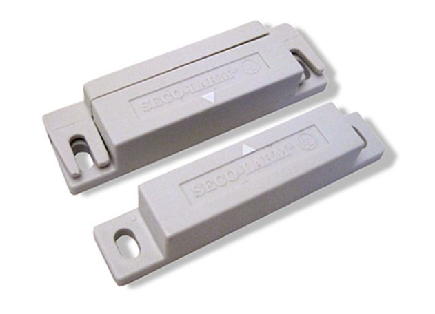 Lumenstar Magnetic On/Off Switch for LED Cabinet Lighting, 12/24V